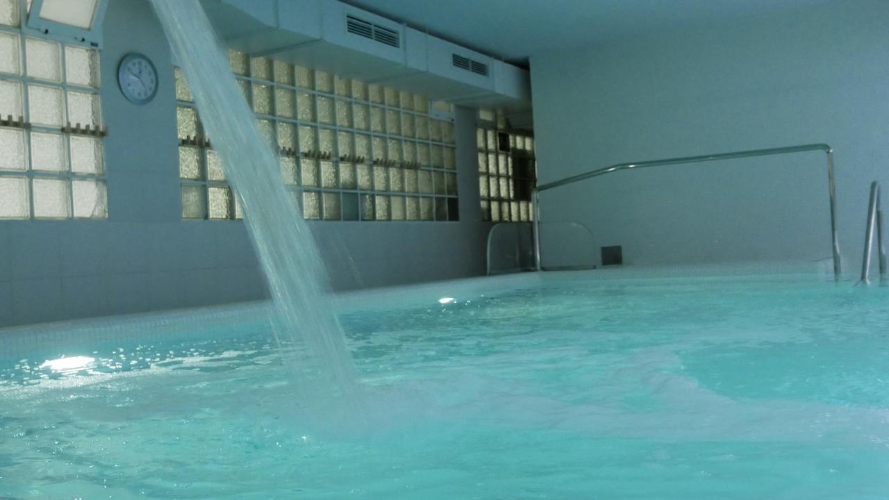 ホテル Balneario De Tus ジェステ エクステリア 写真